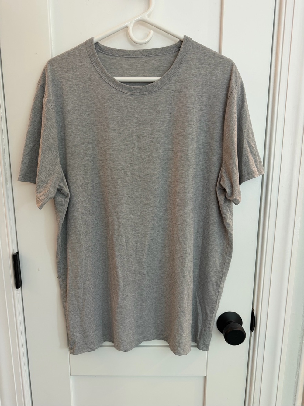 lululemon athletica Fundamental Gray Short Sleeve Crew Neck Tee